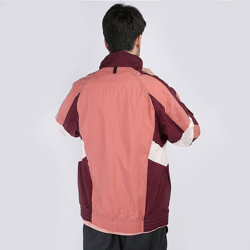 мужская розовая куртка Jordan Wings Windwear Jacket CD5455-660 - цена, описание, фото 5